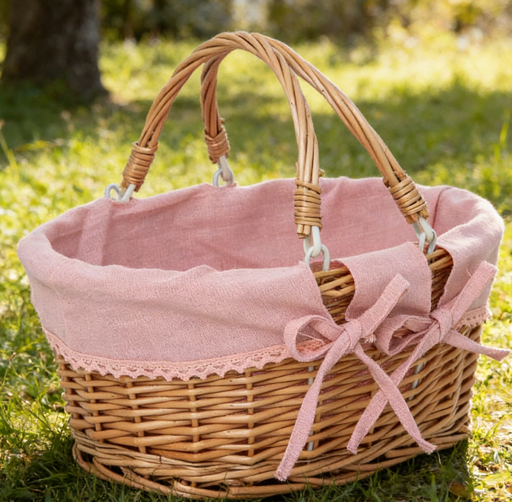 Willow Wicker Picnic Basket with Double Handles and Removable Liner - Image 2